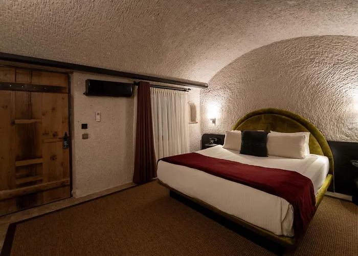 Artemis Cave Suites & Spa- Adults Only